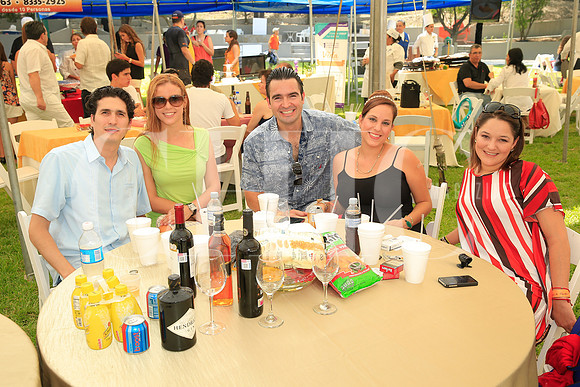 Eduardo de la Parra, Milen Garza, Eduardo Loyo, Adriana de Loyo y Karla Garza (2)