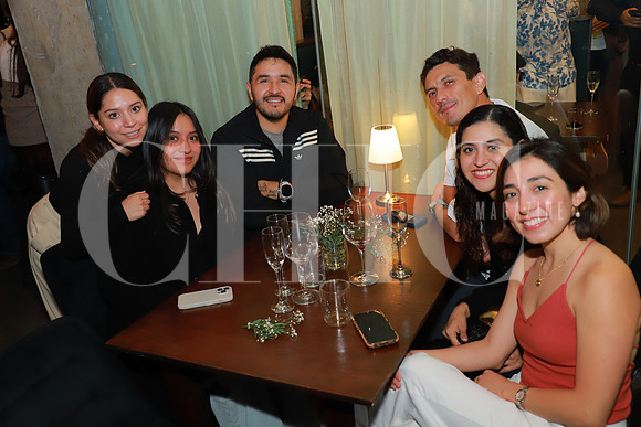 Mada Huerta, Julio Rodríguez, Aram Landeros, Claudia Piñeiro y Andrea Aldana 4