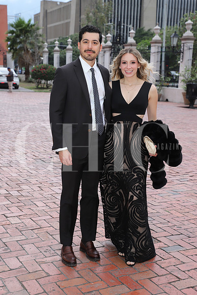 Juan Garza y Laura Jiménez 0