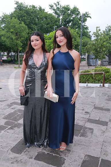 Andrea Llaguno y Paloma Llaguno (2)