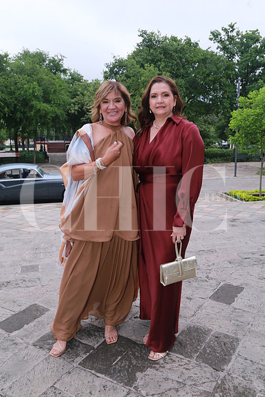 Gina Rodríguez y Martha Navarro (2)