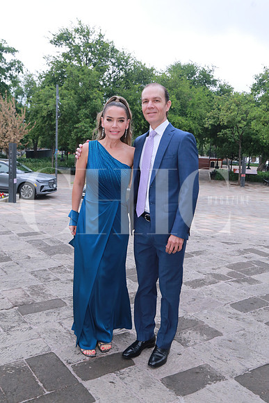 Martha María García de Cantú y Gerardo Cantú (2)