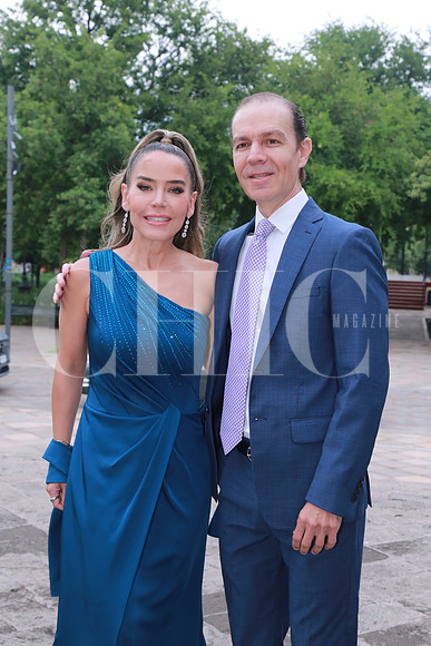 Martha María García de Cantú y Gerardo Cantú