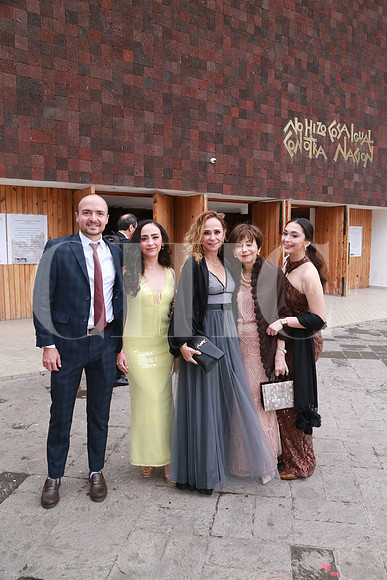 Santiago Tovar, Regina De la Garza, Moy Cantú Olga Nelida Cantú y Lucia De la Garza (3)