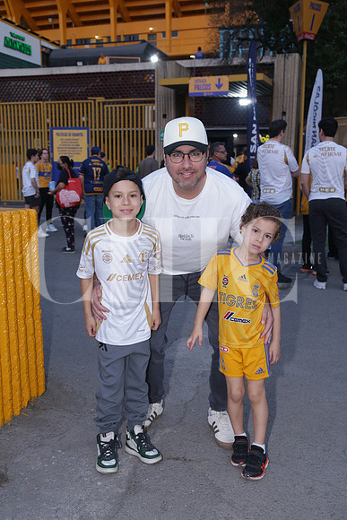 Miguel García, Emilio García y Pablo García 1