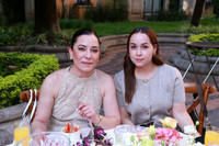 Alejandra Castillo y Andrea Gea