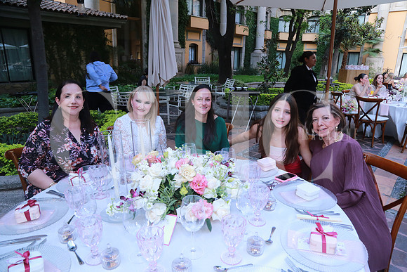 Deyanira González, Mirthala Ferreiro, Ana Laura Dávila, María De Silva y Auria Trejo (2)