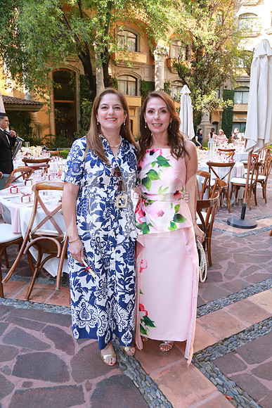 Elena Pérez Maldonado y Elva Flores de Monroy (2)