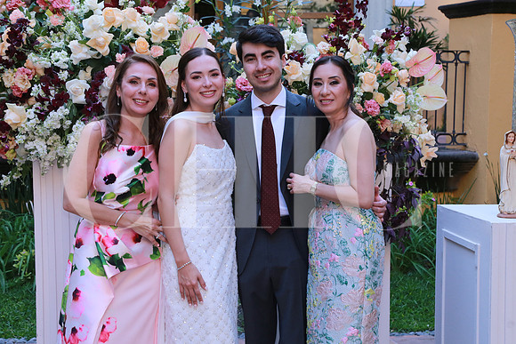 Elva Flores de Monroy, Raquel Monroy, Patricio Dávila y Mariana Castillo de Dávila (4)