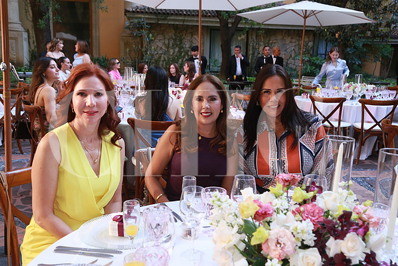 María Cristina González, Magda Orozco y Lorely Navarro (2)