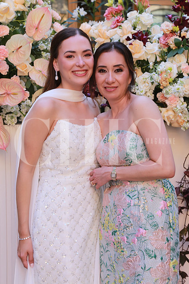 Raquel Monroy y Mariana Castillo de Dávila (3)
