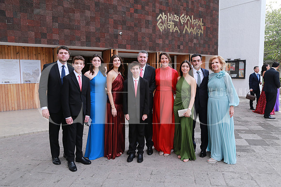 Ander Lozano, Rodrigo Safi, Daniela Safi, Valeria Safi, Roberto Safi, Santiago Safi, Caty de Safi, , Mariana Safi, Héctor Sertuche y Leyla de Safi