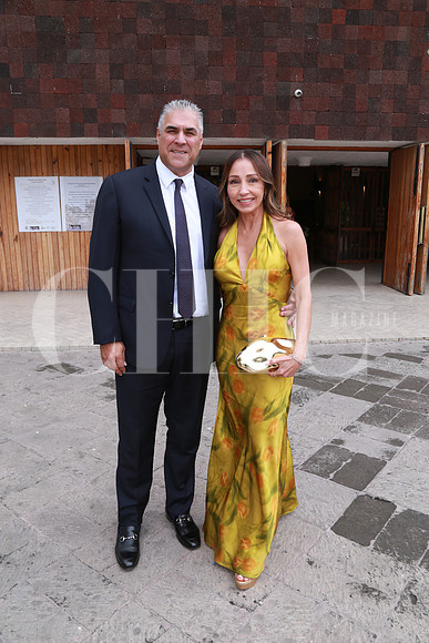 Roberto Saldaña y Claudia de Saldaña (3)