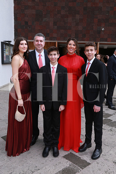 Valeria Safi, Roberto Safi, Santiago Safi, Caty de Safi y Rodrigo Safi
