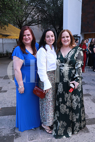 Teresa Ortiz, Gina Bonrrosum y Mónica de Torres