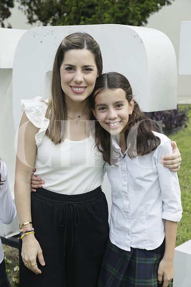 Cecilia Péña y Valeria Valdés