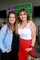 Lydia Pérez de Warnholtz y Lizeth Salinas de Hernández