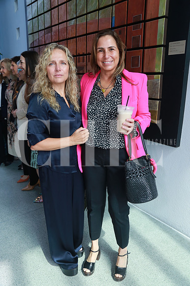 Cordelia Zambrano y Cristina Canales (3)