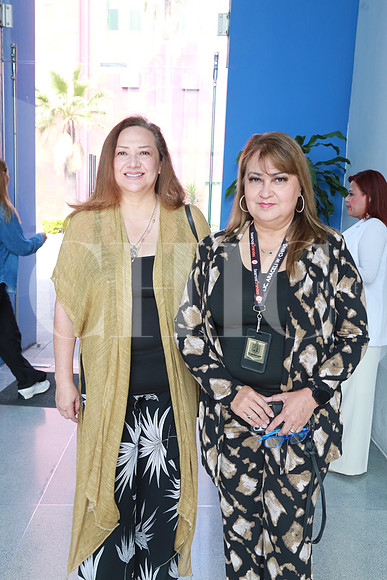 Gabriela Sagaón y Araceli W. Ching (3)
