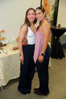 Isabella Logreiro y Maria Fernanda Flores 1