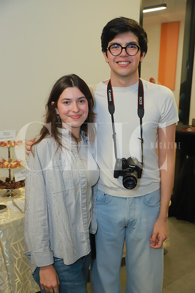 Alexa Mireles y Carlos Carcur 3