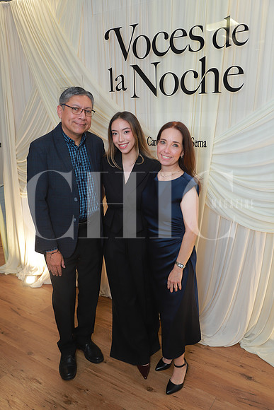 Tadeo Cardona, Elisa Cardona y Veronica Rodríguez 2