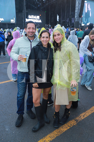 Alejandro Rosani, Susana Treviño y Daniela Treviño 3