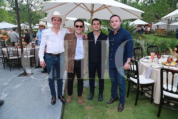 Gerardo Alejo, David Flores, Ramón Flores y Milo Segovia (2)