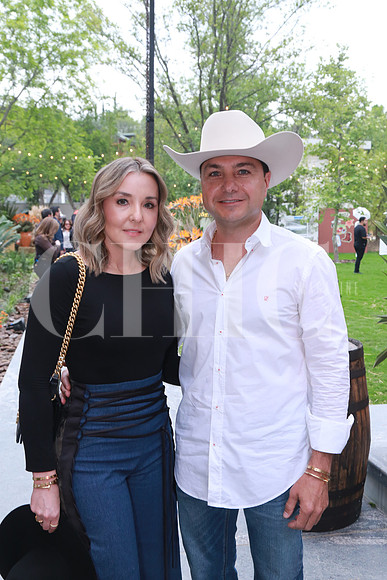 Glenda Arredondo y Aldo Cavazos (2)