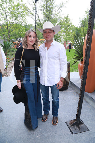 Glenda Arredondo y Aldo Cavazos