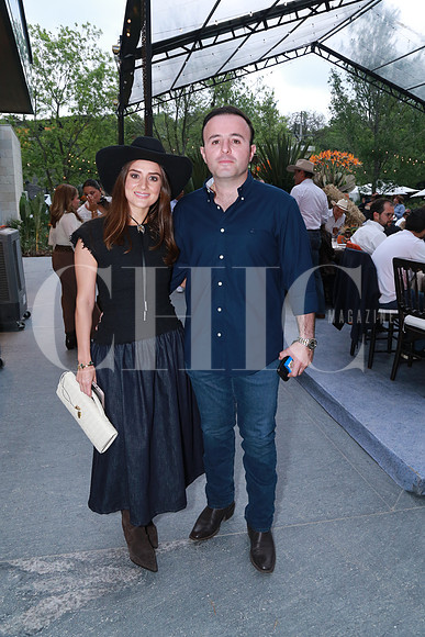 Vanessa Flores y Milo Segovia (2)