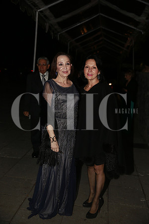 Monia Gonzalez Valdes y Alejandra Ibarra