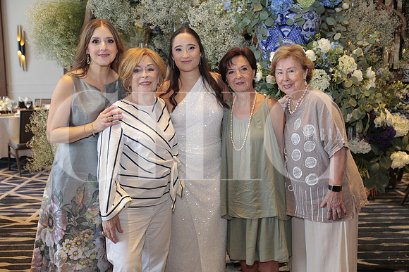 Grace Rodríguez, de De La Garza, Nydia Fernandez de Wise, Grazia Decanini, Betty Fernandez de Alvarez Tostado y Tita Fernandez de Villagomez