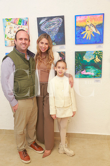 Juan Pablo Stratta, Camila Strata y Ana Gaby Esparza 4