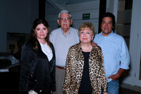 Ariana Urbina, Omar Urbina, Rosaura Gutíerrez y Carlos Ovalle