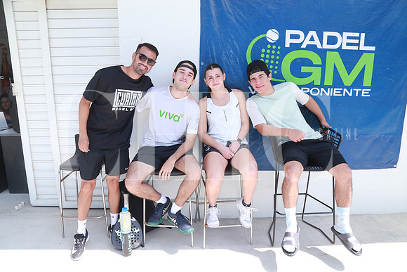 Lichi Silpituka, Nicolás Fernández, Ximena Ortiz y Leonardo Estrada