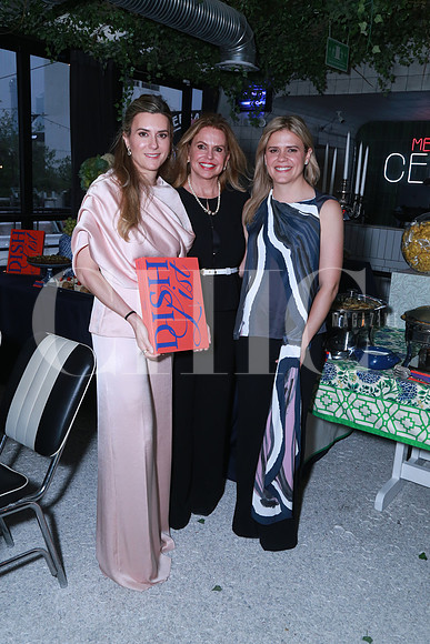 Regina Lavorin, Florencia Benavides y Florencia Lavorin (3)