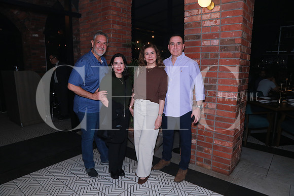 Mario Hinojosa, Gabriela De la Garza de Hinojosa, Bertha Saenz y Jorge Nuñez (4)