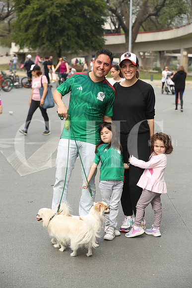 Paco García, Mariajose García, Alejandra Gutiérrez e Isabela García  (1)