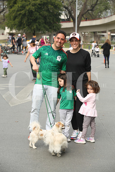 Paco García, Mariajose García, Alejandra Gutiérrez e Isabela García  (2)