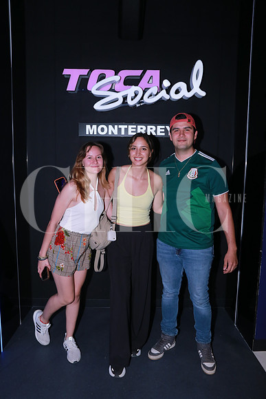 Ale Salas, Andrea Gómez y Raúl Vaquera (2)
