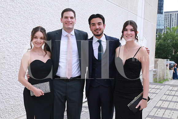 Celina De León, Mauricio Abugarade, David Aguoillón y Regina Nader