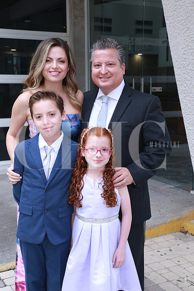 Gaby Carrera de Welsh, Pedro Welsh, Pedro Welsh y Andrea Welsh