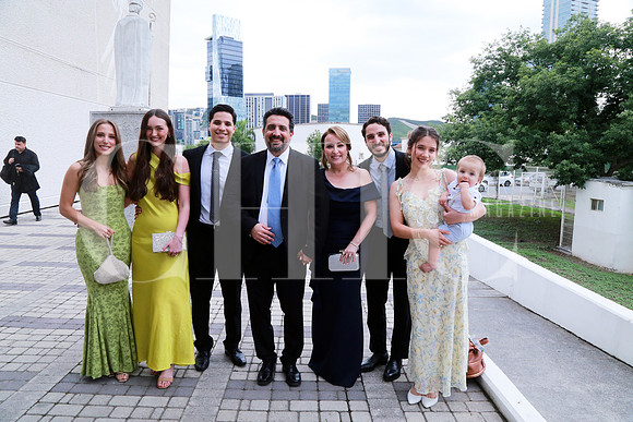 Mariana Lozano, Samantha Lozano, José Lozano, José Luis Lozano, Lorena de Welsh, Diego Lozano, McKenzi Lozano y Esra Lozano
