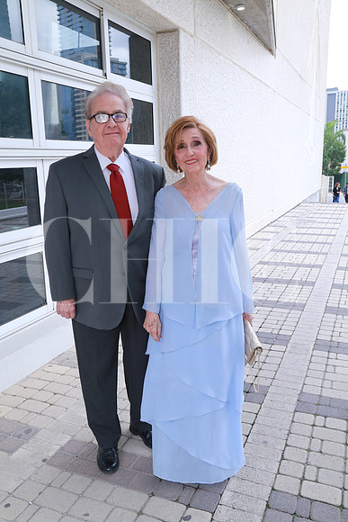 Salvador González y Cristina Farias de González (2)