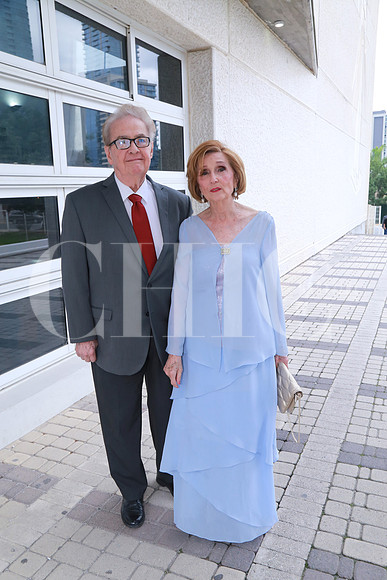 Salvador González y Cristina Farias de González (3)