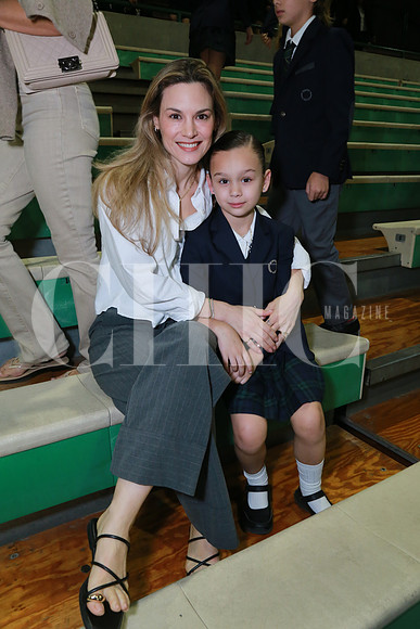 Cecy de Martínez y María José Martínez (2)