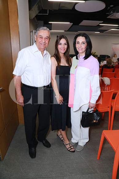 José Luis Treviño, Valeria Treviño y Ana Laura Zermeño (3)