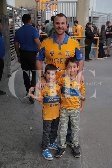 Luis Gilberto Ramos, Luis Eduardo Ramos y Santiago Ramos 2