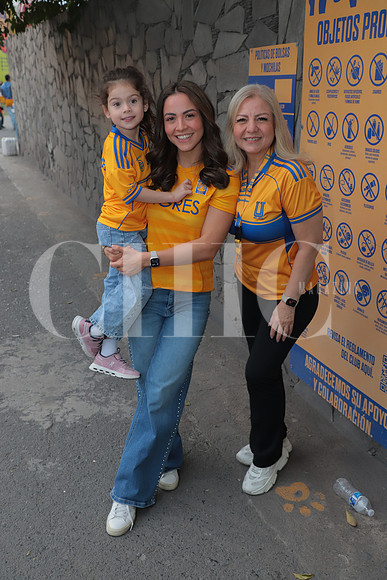 Liz Pacheco, Leslie cruz y Daniela de la Garza 4